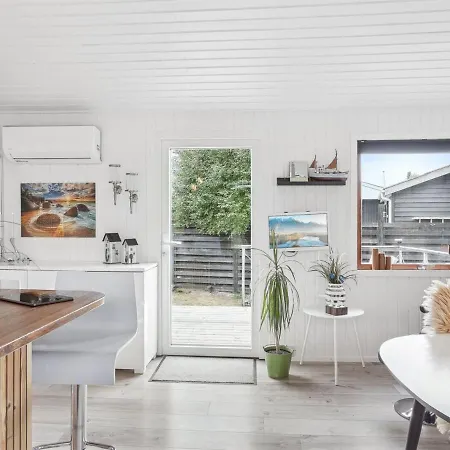 Tjarven - 300m From The Sea In Ne Jutland By Interhome Tatil Evi *