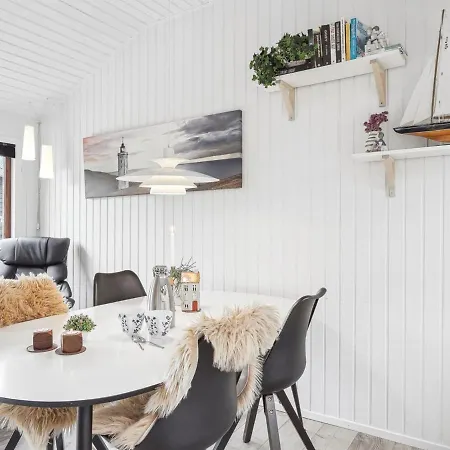 Tjarven - 300m From The Sea In Ne Jutland By Interhome Tatil Evi *